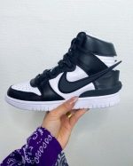 dunk high online ambush black white
